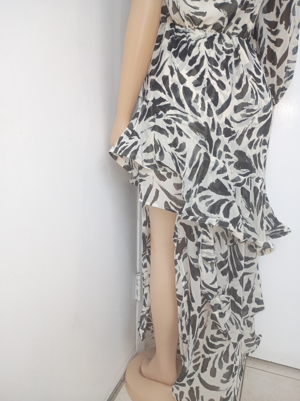 Alexis One-Shoulder Black and White Leaf-Print Ruffled Maxi - Picture 5 of 9